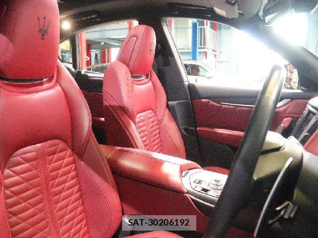 Maserati LEVANTE 2019-09 4044950-27