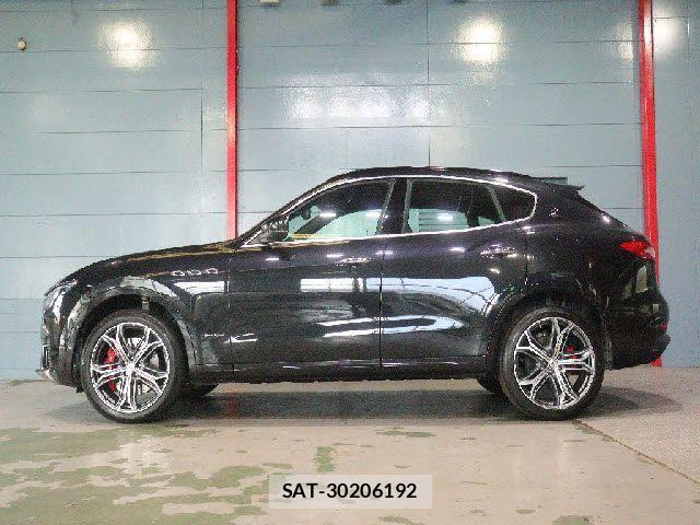 Maserati LEVANTE 2019-09 4044950-2