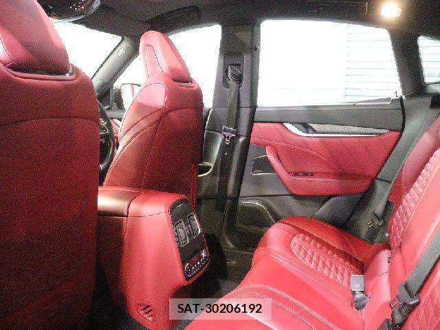 Maserati LEVANTE 2019-09 4044950-29
