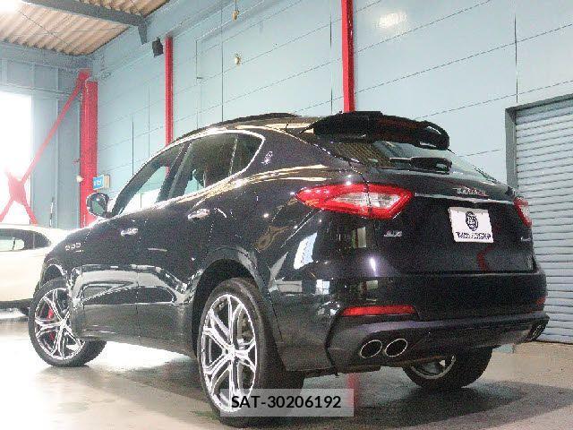 Maserati LEVANTE 2019-09 4044950-3
