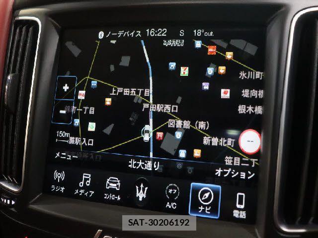 Maserati LEVANTE 2019-09 4044950-8