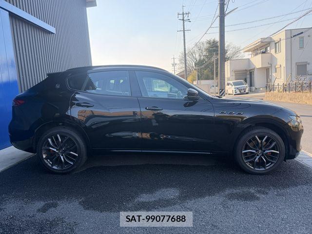 Maserati LEVANTE 2019-10 4326557-10