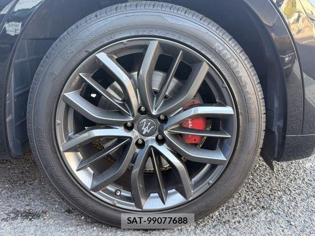 Maserati LEVANTE 2019-10 4326557-11
