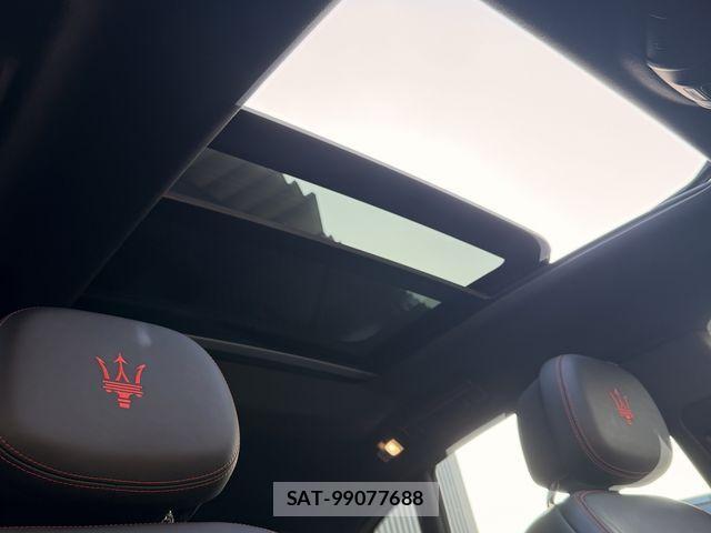 Maserati LEVANTE 2019-10 4326557-16