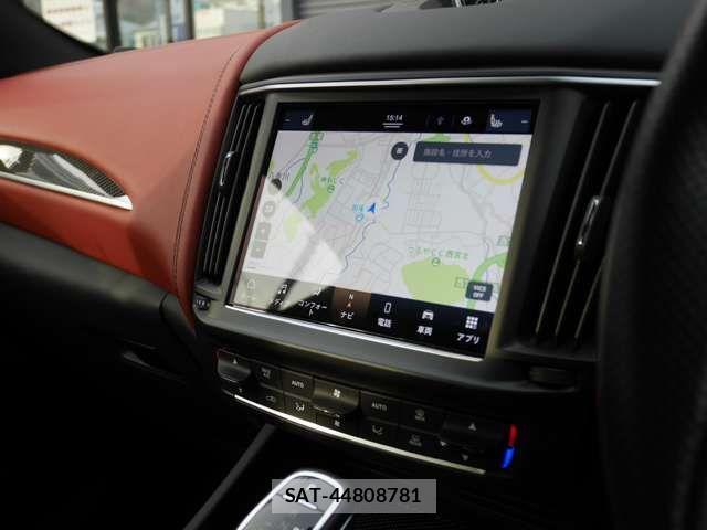 Maserati LEVANTE 2023-11 4595901-13