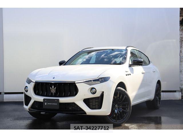 Maserati LEVANTE 2023-06 4965892-0