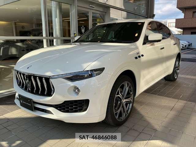 Maserati LEVANTE 2024-06 4965906-3
