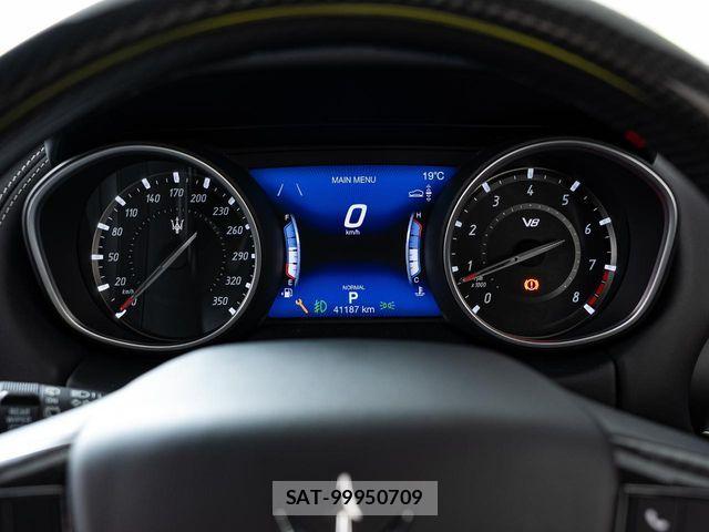 Maserati LEVANTE 2021-04 6012249-12
