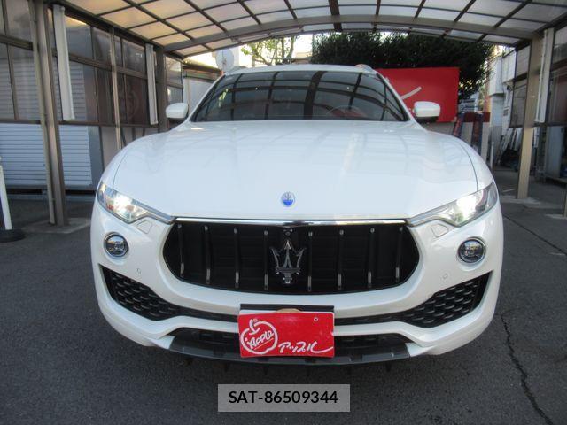 Maserati LEVANTE 2017-03 6264932-10