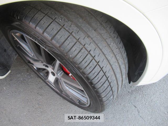 Maserati LEVANTE 2017-03 6264932-14