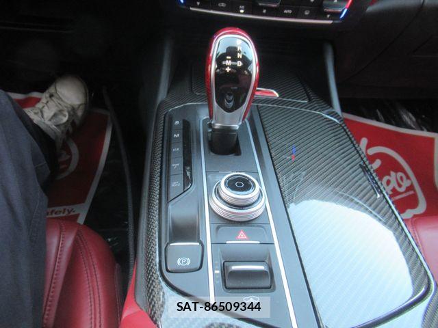 Maserati LEVANTE 2017-03 6264932-22