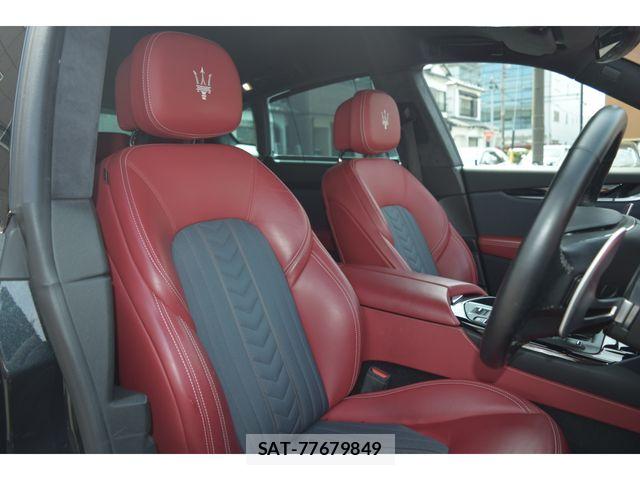 Maserati LEVANTE 2018-12 6545663-10