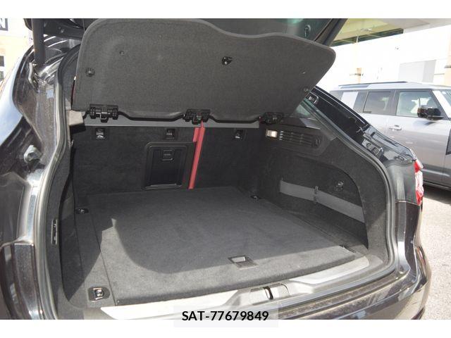 Maserati LEVANTE 2018-12 6545663-14