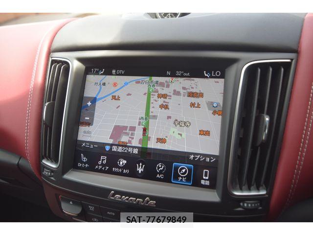 Maserati LEVANTE 2018-12 6545663-19