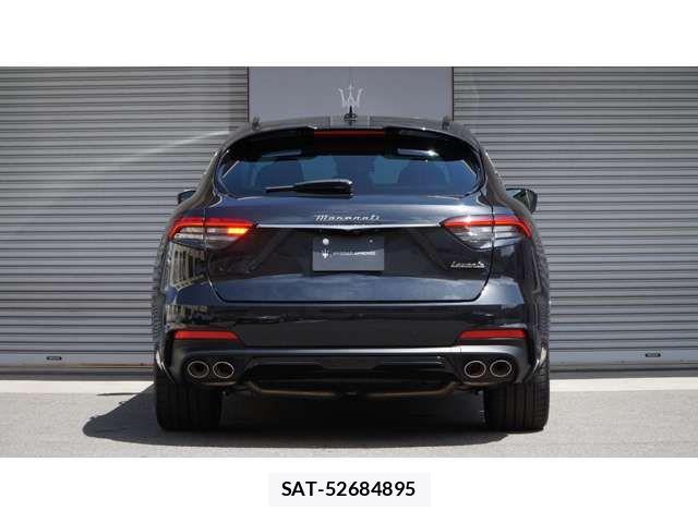 Maserati LEVANTE 2024-09 6641915-3