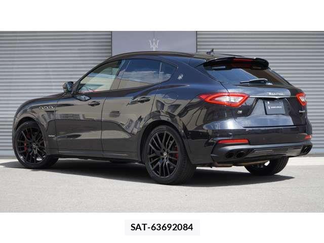 Maserati LEVANTE 2019-12 6641916-2