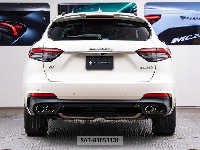 Maserati LEVANTE 2021-01 6676754-17