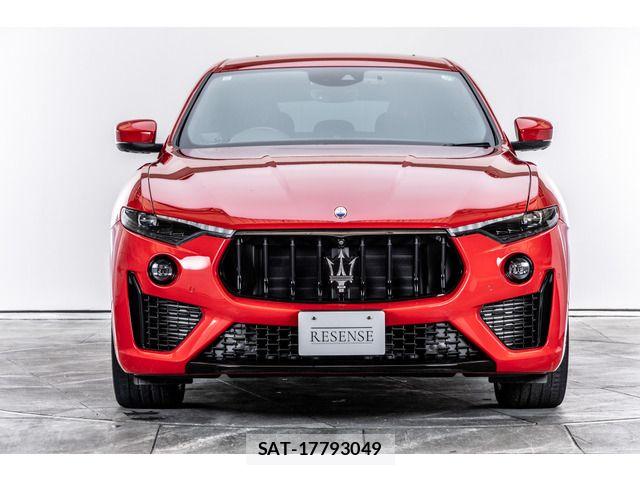Maserati LEVANTE 2021-10 6676751-9