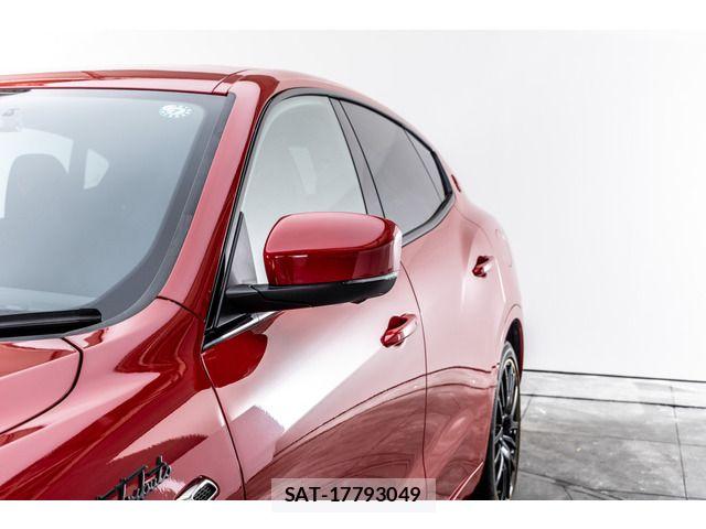 Maserati LEVANTE 2021-10 6676751-19