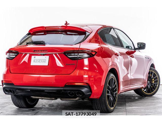 Maserati LEVANTE 2021-10 6676751-2