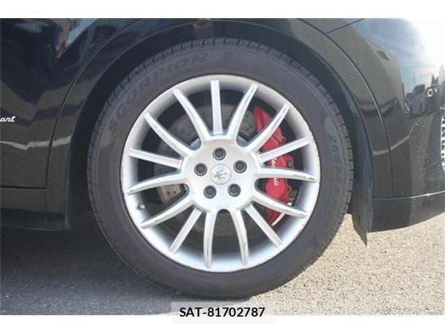Maserati LEVANTE 2018-10 6752286-12