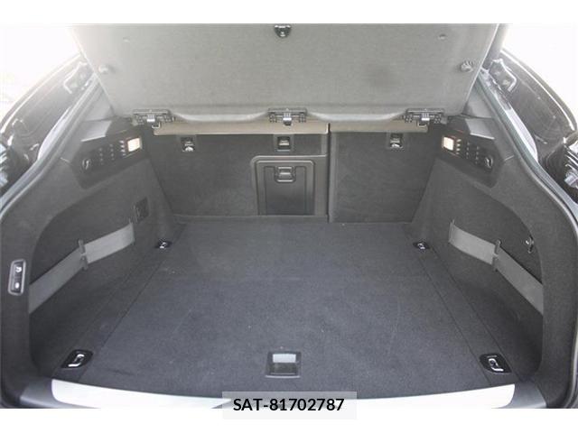 Maserati LEVANTE 2018-10 6752286-17