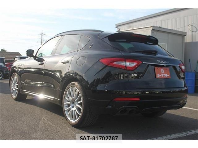 Maserati LEVANTE 2018-10 6752286-24