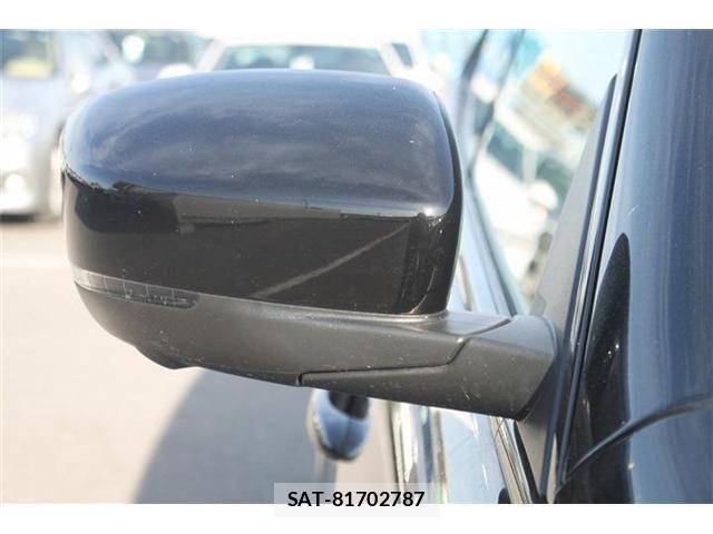 Maserati LEVANTE 2018-10 6752286-27