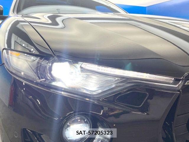 Maserati LEVANTE 2019-01 6907966-12