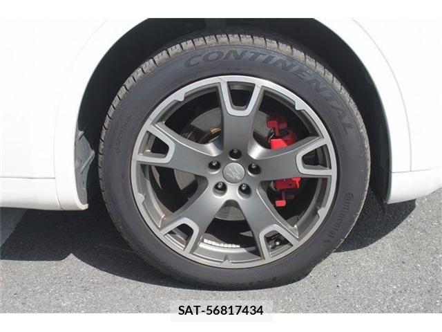 Maserati LEVANTE 2017-05 7059369-14