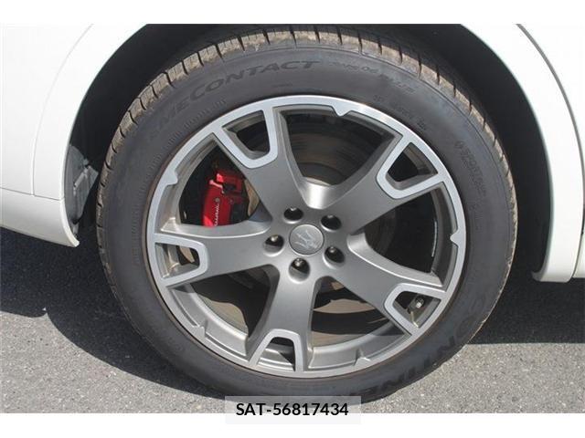 Maserati LEVANTE 2017-05 7059369-15