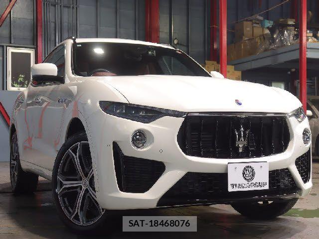 Maserati LEVANTE 2021-09 7221284-19