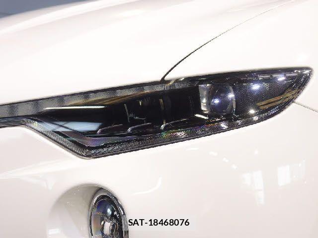 Maserati LEVANTE 2021-09 7221284-22