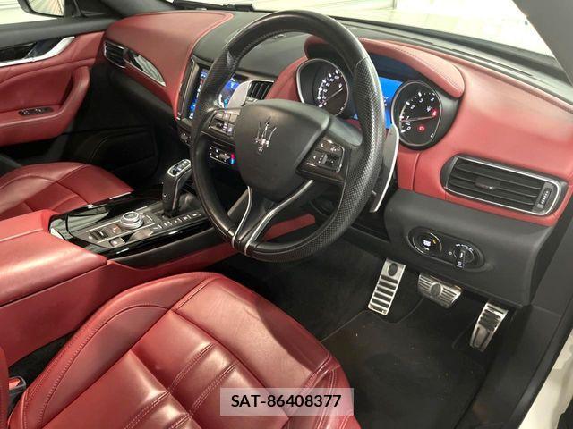 Maserati LEVANTE 2020-02 7221280-10