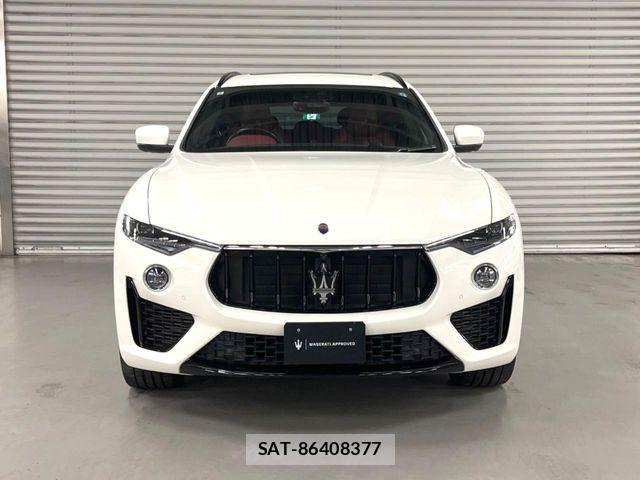 Maserati LEVANTE 2020-02 7221280-12