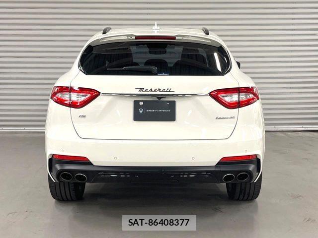 Maserati LEVANTE 2020-02 7221280-14