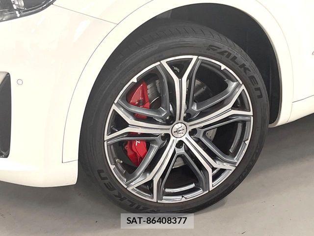 Maserati LEVANTE 2020-02 7221280-17