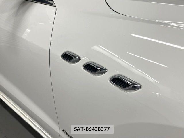 Maserati LEVANTE 2020-02 7221280-19