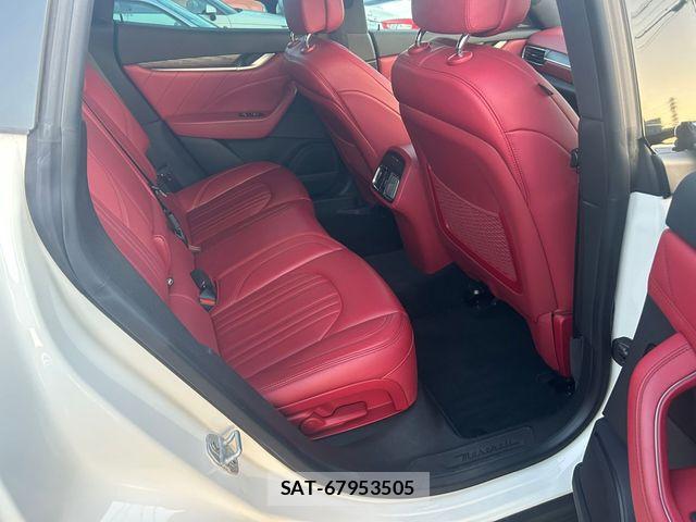 Maserati LEVANTE 2020-07 7221283-11