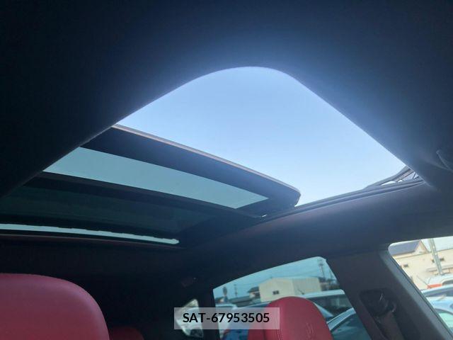 Maserati LEVANTE 2020-07 7221283-12