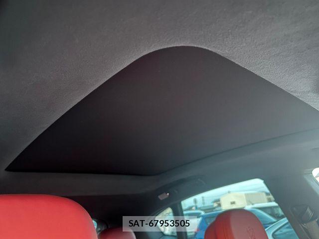 Maserati LEVANTE 2020-07 7221283-13
