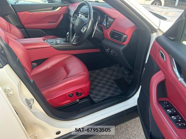 Maserati LEVANTE 2020-07 7221283-7