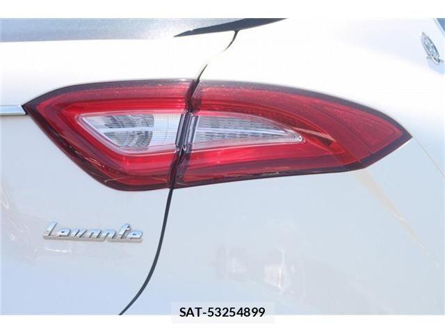 Maserati LEVANTE 2018-06 7221282-12