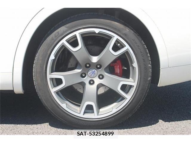 Maserati LEVANTE 2018-06 7221282-19