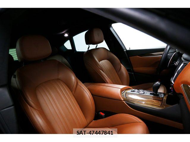 Maserati LEVANTE 2017-06 7221279-10