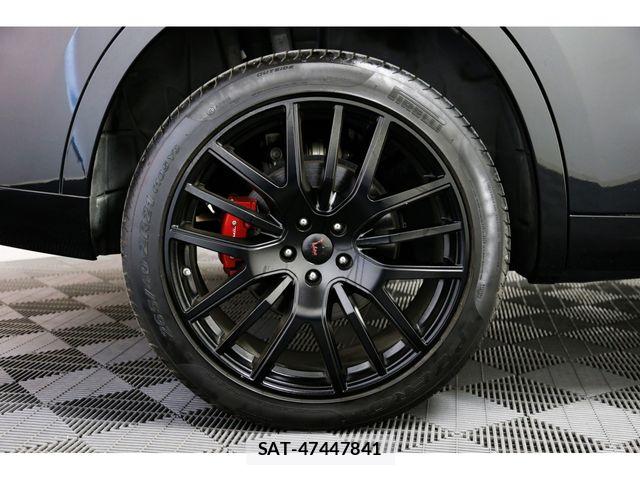Maserati LEVANTE 2017-06 7221279-28