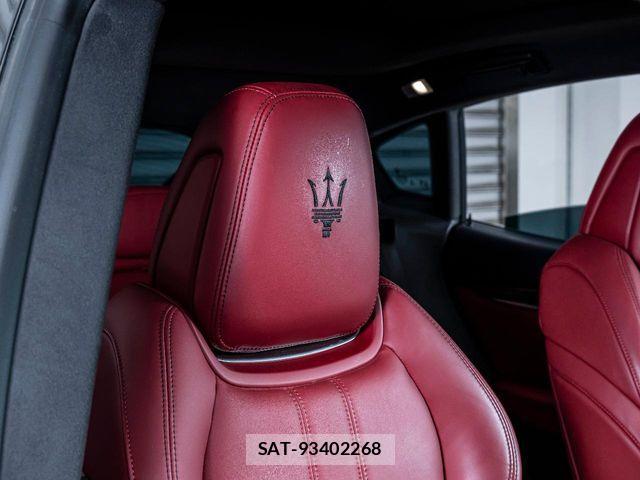 Maserati LEVANTE 2019-08 7221281-18