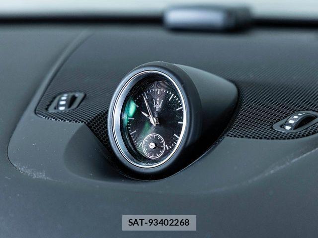 Maserati LEVANTE 2019-08 7221281-19