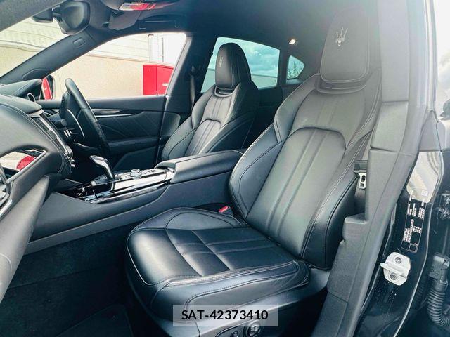 Maserati LEVANTE 2020-03 7328178-19
