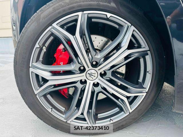 Maserati LEVANTE 2020-03 7328178-8